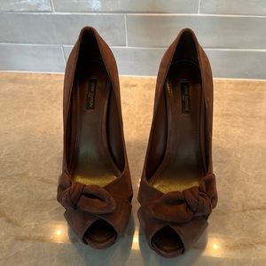 Louis Vuitton peep toe heels